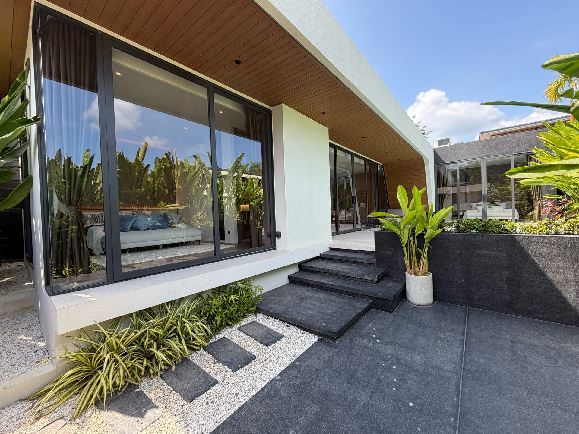 Aileen Villas Naithon Hills